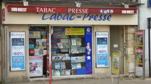 La justice rend son verdict concernant la buraliste qui refusait de...